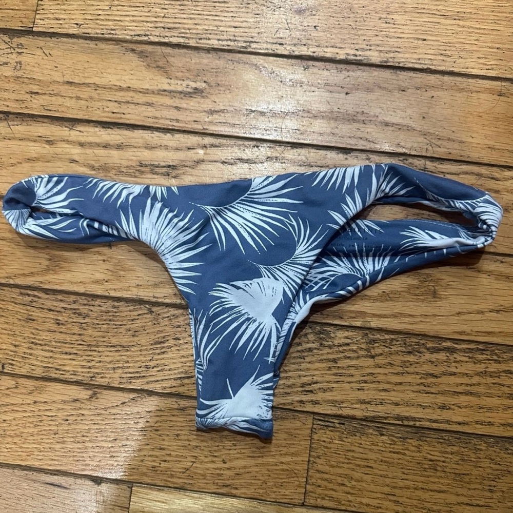 Midori bikini bottoms